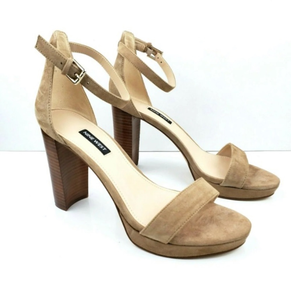 Nine West Dempsey Platform sandels 10.5 Tan Suede 4" Heel 1" Platform